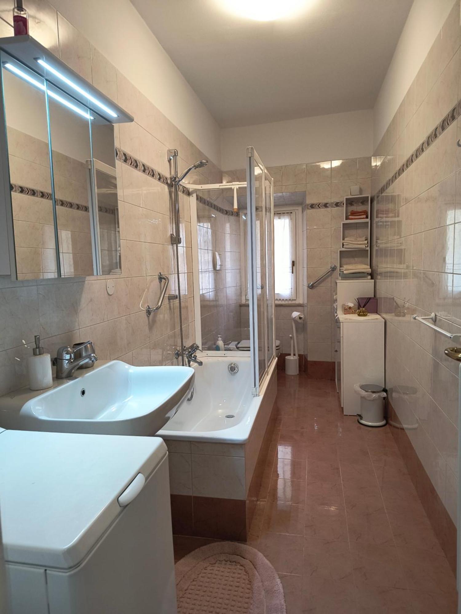 Appartamentomonika Con Parcheggio Privato - Volano Luaran gambar